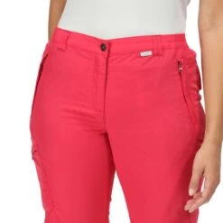 Regatta Chaska II Capri De Randonnée Pour Femme - Rose Foncé -Camping Promotion Magasin chaska ii capri de randonnee pour femme rose fonce 6