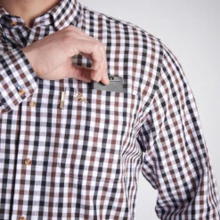 CHEMISE VERNEY CARRON À CARREAUX BLANCHE -Camping Promotion Magasin chemise verney carron a carreaux blanche 3