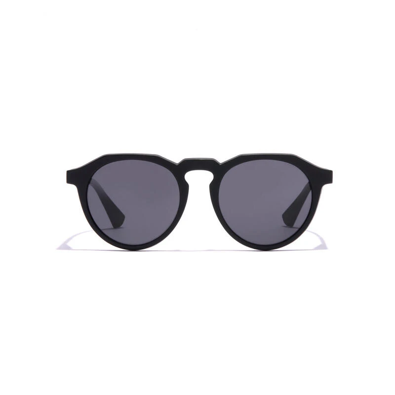HAWKERS Lunettes De Soleil Pour Homme Et Femme BLACK DARK - WARWICK Raw 2 HAWKERS Lunettes De Soleil Pour Homme Et Femme BLACK DARK - WARWICK Raw – Image 2