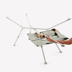 Quechua TABLE DE CAMPING COMPACTE 4/6 PERSONNES - PLATEAU BOIS - POCHE DE RANGEMENT -Camping Promotion Magasin table de camping compacte 46 personnes plateau bois poche de rangement 5